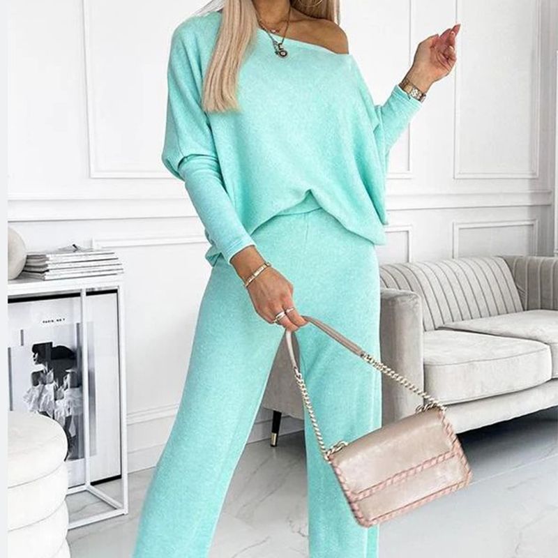 Women's set with solid color Drop Shoulder Pullover and loose pants
