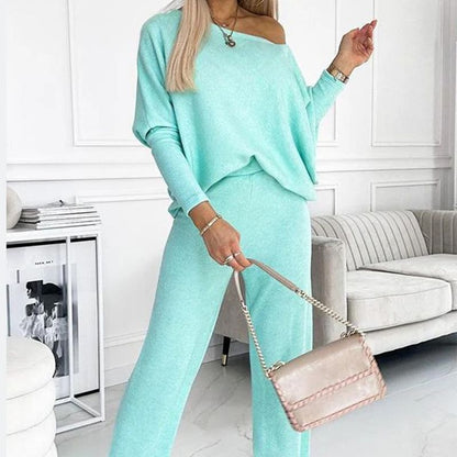 Women's set with solid color Drop Shoulder Pullover and loose pants