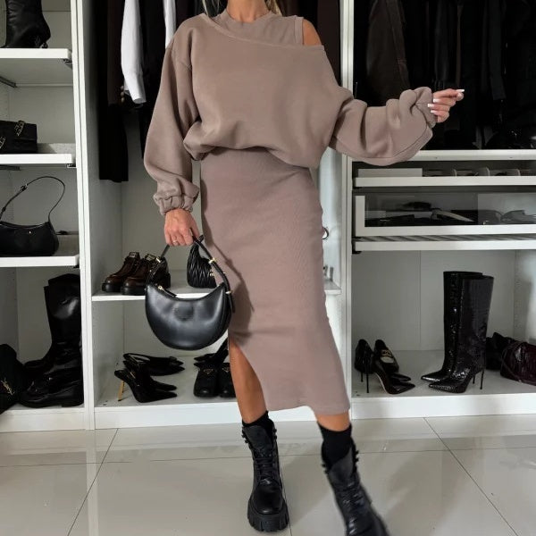 🌟Chic & Cozy! Women's Sweatshirt + Sleeveless Dress 2-Piece Set