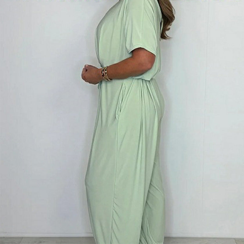 Solid color loose jumpsuit with V-neck