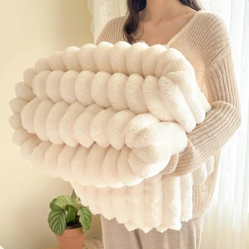 🎅Xmas Hot Sales - 🔥🔥50% OFF🔥🔥🛏️Thickened rabbit plush&milk velvet cover blanket