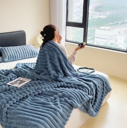 🎅Xmas Hot Sales - 🔥🔥50% OFF🔥🔥🛏️Thickened rabbit plush&milk velvet cover blanket
