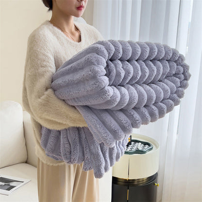 🎅Xmas Hot Sales - 🔥🔥50% OFF🔥🔥🛏️Thickened rabbit plush&milk velvet cover blanket